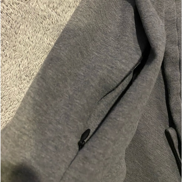 COPY - 3/$90 - Travis Mathew 1/4 Sweater - Picture 3 of 5